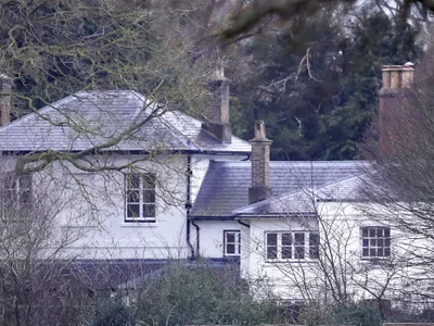 To Frogmore Cottage