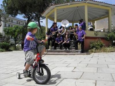  Αίγιο: Τα Πνευστά που έδωσαν πνοή στο κ...