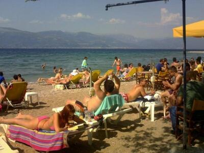 Πάτρα:Πρωτομαγιά στη θάλασσα - "Παν...
