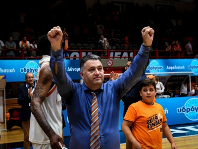 Γιατράς: «Αισθάνομαι ότι πρωταθλητές είν...