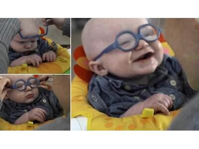 Το τυφλό μωράκι που έκανε το διαδίκτυο ν...