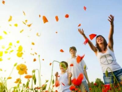 14 πράγματα που δεν κάνουν οι ευτυχισμέν...
