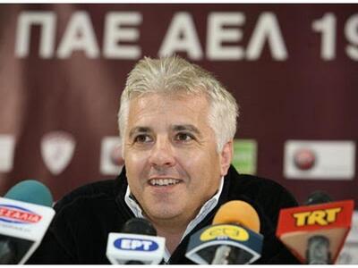 Παραδόθηκε ο προπονητής Γιάννης Παπακώστας 