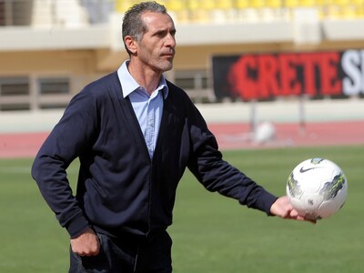 Ο Σίνισα Γκόγκιτς αναλαμβάνει τον Ναυπακ...