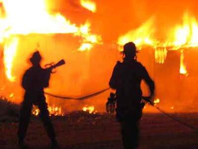 Μεγάλη φωτιά στον Προφήτη Ηλία στα Μποζα...