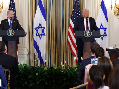 Τραμπ: Ιστορική μέρα για την ειρήνη- Νετ...