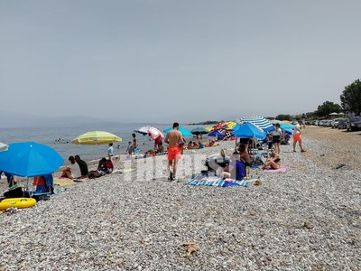 Γέμισαν και σήμερα οι παραλίες της Αχαΐα...