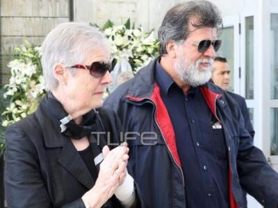 Στερνό αντίο στον Γιάννη Βόγλη, λίγο πρι...