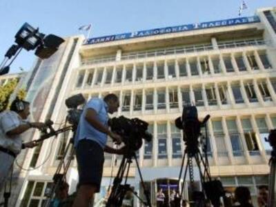 ΟΧΙ λουκέτο  στη Δημόσια Ραδιοφωνία και ...