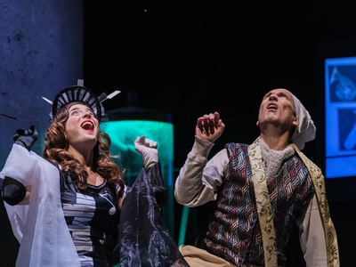 Η μουσικοθεατρική παράσταση για παιδιά και νέους "Σιωπή, ο βασιλιάς ακούει" στο Δημοτικό Θέατρο Απόλλων