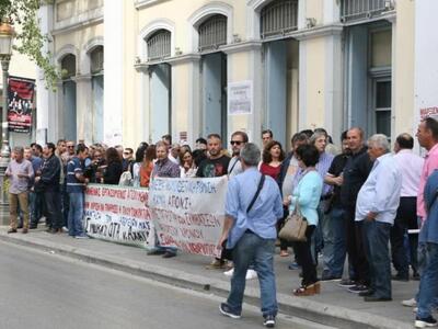 Συσκέπτονται για τη συνέχιση των κινητοπ...