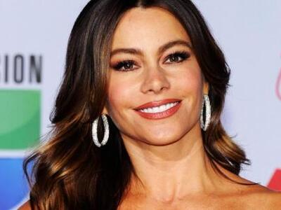 Η εκρηκτική Κολομβιανή στην καταγωγή ηθο...