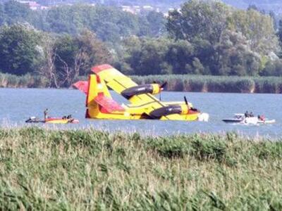 Στο έλεος των πυρκαγιών: Γερασμένος στόλ...