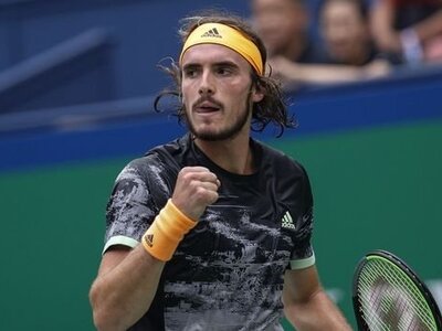 Ο Τσιτσιπάς έφτασε τις 100 νίκες σε τουρ...