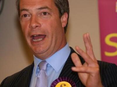 Μεγάλος κερδισμένος των βρετανικών δημοτ...