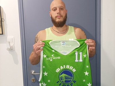 Ο Πέτρος Αναστασόπουλος στην ομάδα του Φ...