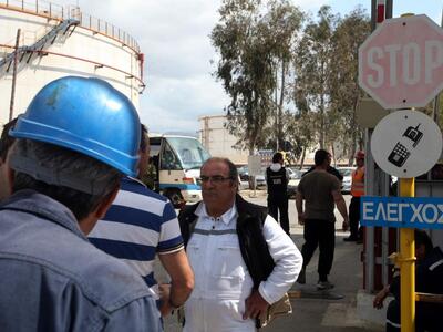 Ασπρόπυργος: Πυρκαγιά απειλεί εργοστάσιο...