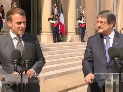 Μακρόν: Εκείνοι που παραβιάζουν θαλάσσιε...