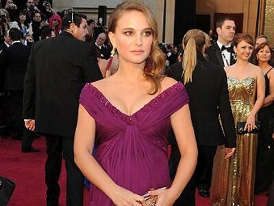 Natalie Portman: Tι φόρεσε χθες στα Όσκαρ