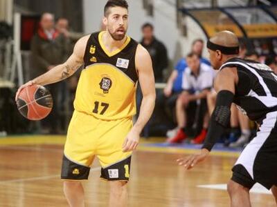 Αθηναίου "βλέπει" η ΑΕΚ