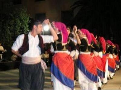 Χορευτικό Δήμου Πάτρας: Ταξίδι στη Βηθλεέμ 