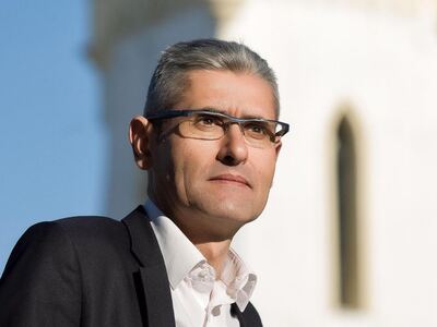 O Άγγελος Τσιγκρής φέρνει στη Βουλή την ...