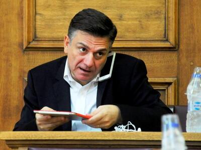 ΠΑΣΟΚ για Μωραΐτη: «Δύο-τρία στελέχη υπο...