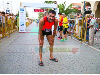 Ο Δρομέας που έτρεξε 10 χλμ με παντόφλες...