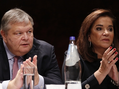 Πάτρα: Βενιζέλος και Μπακογιάννη συζητού...