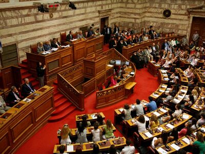 Ξεκίνησαν οι εργασίες της "Βουλής τ...