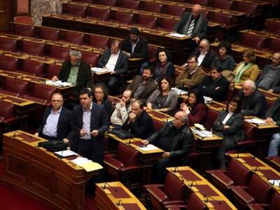 Σφοδρή επίθεση του ΣΥΡΙΖΑ κατά του Χριστ...