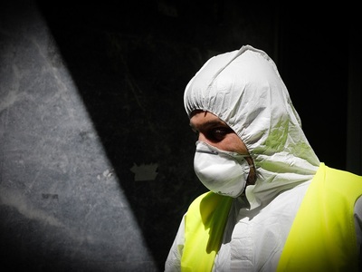 Ιταλία: Υποχρεωτική η χρήση μάσκας σε κλ...