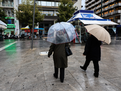 Καιρός: Πότε θα βελτιωθεί - Τι περιμένουμε σήμερα