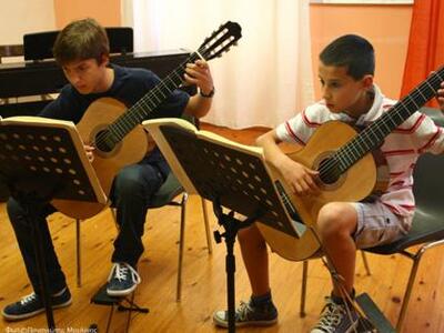 «Kαλό καλοκαίρι» από τα παιδιά της Πατρα...