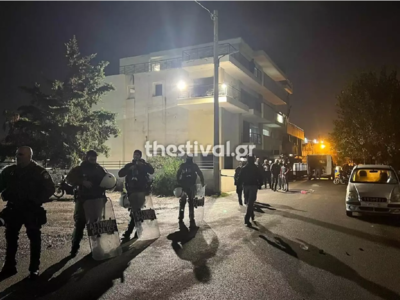 Θεσσαλονίκη: Βόμβες μολότοφ στο κτίριο τ...