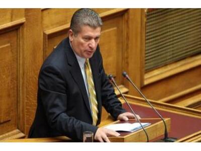 Νταβρής: Αν δεν αλλάξει η πολιτική δεν ψ...