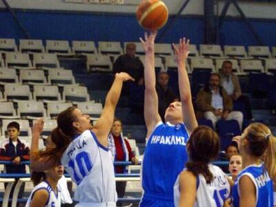 Με Σπόρτιγκ η γυναικεία ομάδα μπάσκετ τη...