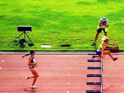 Πάτρα: Τα φαβορί επικράτησαν στα 200 μέτ...