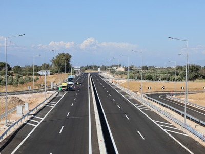 Νέα Πατρών-Πύργου: Πόσα αυτοκίνητα πέρασ...