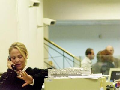 Σήμερα συζητείται στη Βουλή η ανακεφαλαι...