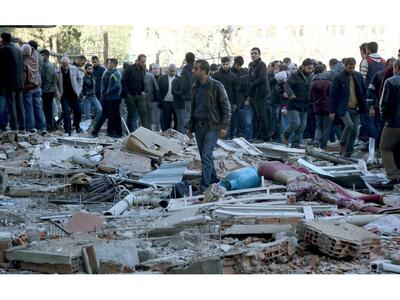 Έκρηξη στο Ντιγιάρμπακιρ: Ένας νεκρός, 5...