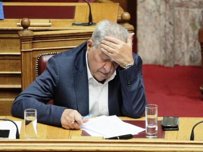 Αλ. Φλαμπουράρης: Τι απαντά στις κατηγορ...