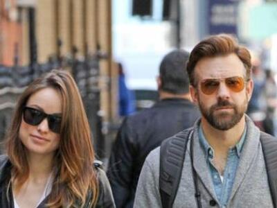 Η Olivia Wilde και ο Jason Sudeikis σε β...