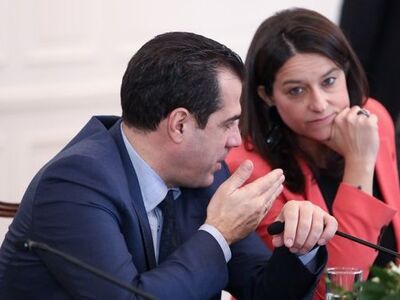 ΣΥΡΙΖΑ: Κεραμέως - Πλεύρης έχουν μετατρέ...