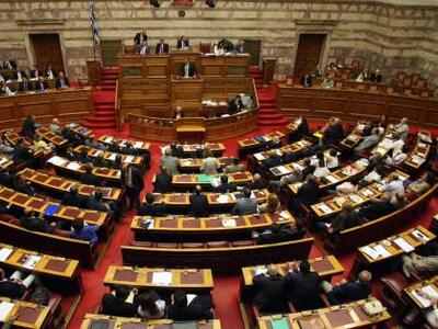 Ας επαναστατήσει η Ελληνική Βουλή