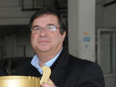 Aνδρέας Κόγκας: "Παίκτριες τουρίστριες"