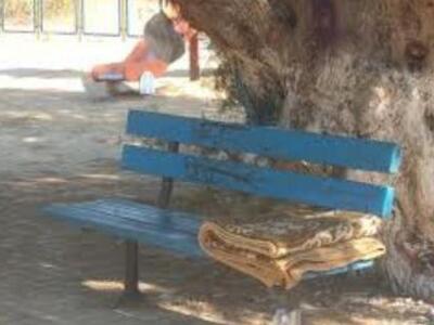 Eπί ένα χρόνο άρρωστη γυναίκα αναγκάζετα...