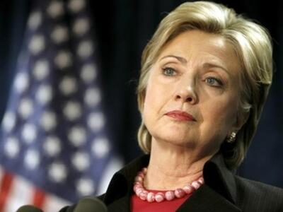 Κλείσιμο της «ψαλίδας» μεταξύ Κλίντον κα...