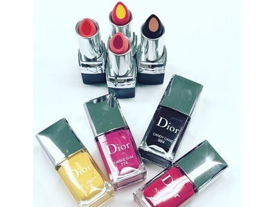 DIOR: ΦΟΥΞΙΑ, ΚΙΤΡΙΝΟ ΚΑΙ ΜΑΥΡΟ ΟΠΩΣΔΗΠΟΤΕ