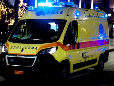 Σοβαρό τροχαίο στο Μενίδι: Οδηγός έχασε ...